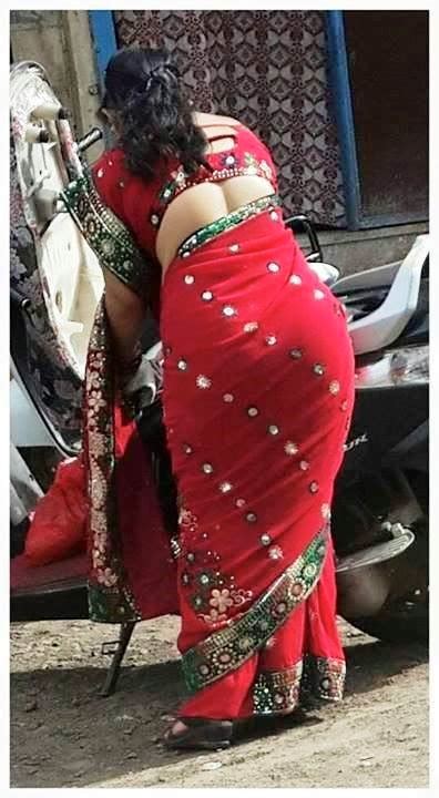 cleavage show bus