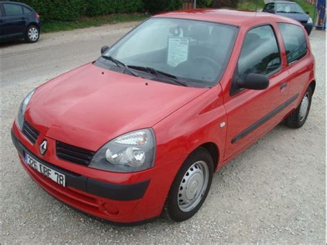 clio 2 rouge