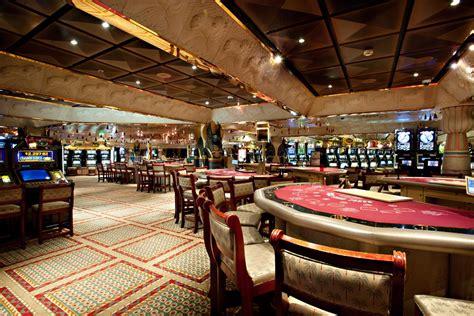 club casino 39/