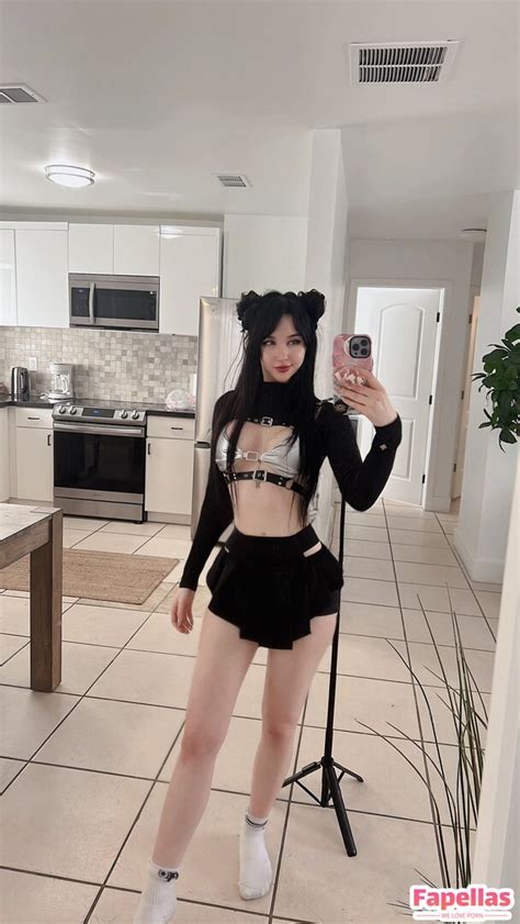 clueloo OnlyFans leaked content