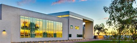 cnm main campus