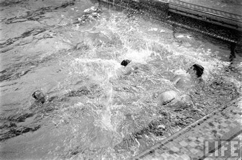 coed nude swimming