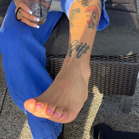 coi leray feet