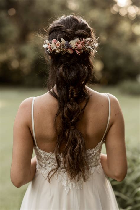 Coleta para boda: guía esencial para un peinado de novia perfecto