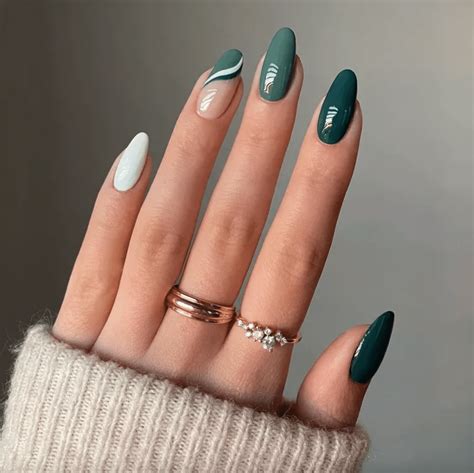 color nails