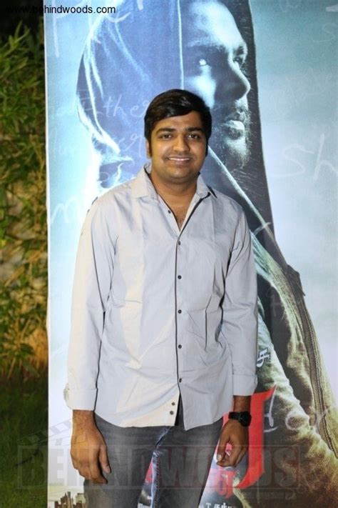 comedy actor sathish biography of christopher