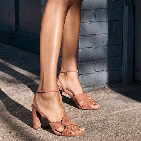 comfortable nude high heels