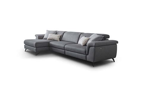 lifestyle photo by Lucile Bashirian