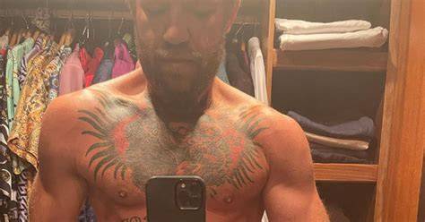 conor mcgregor nudes