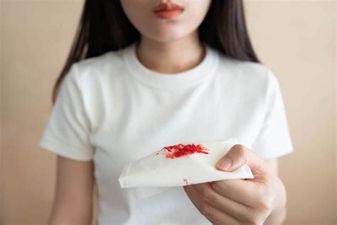 contoh gumpalan darah saat haid