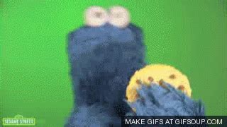 Cookie monster eating pussy