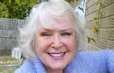 coral drouyn biography examples