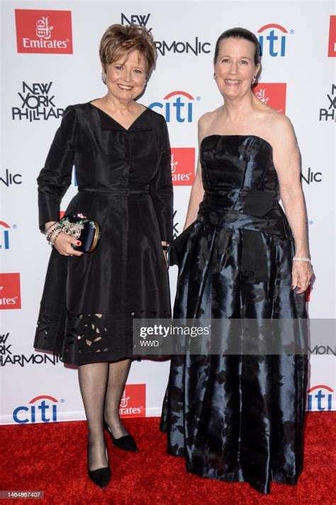 coralie toevs biography examples