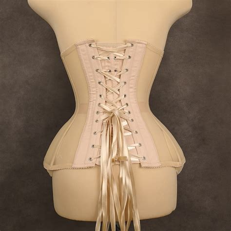 corset | Corset MUST HAVE