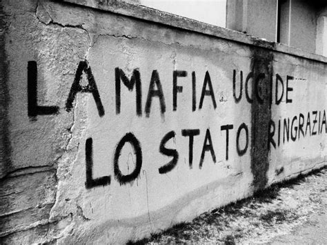 Cos E La Mafia