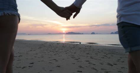 couple nude beach