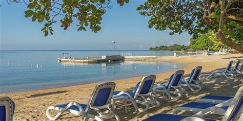 couples negril nude beach