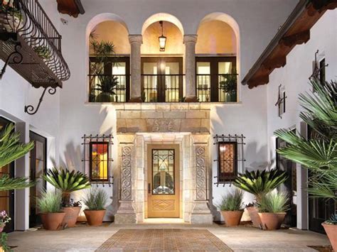Courtyards Spanish Colonial