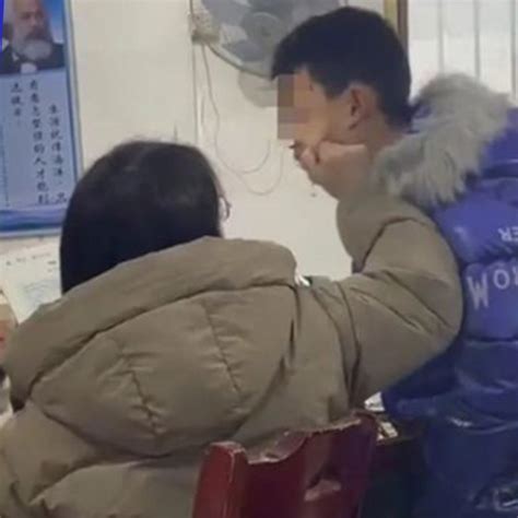 Crazed China Teacher Who Smashed Girlu0027s Head On Printing Math - Printing Math