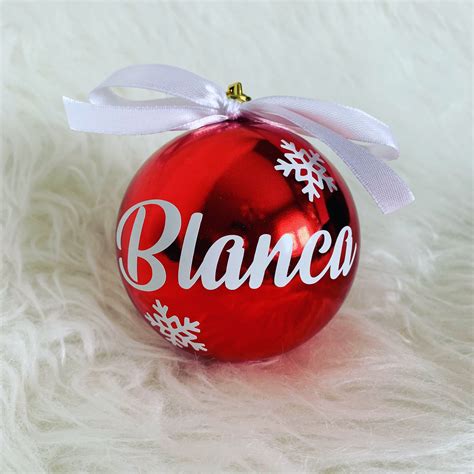 Crea tus propias bolas de Navidad personalizadas: ¡Fáciles y divertidas!