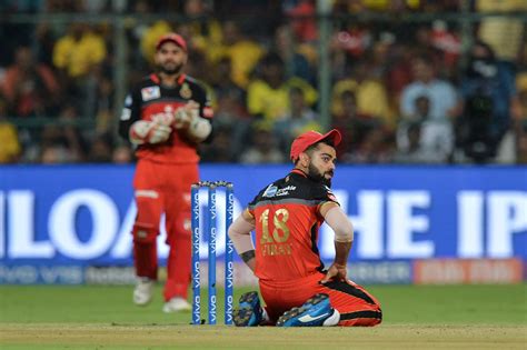 cricket live score rcb