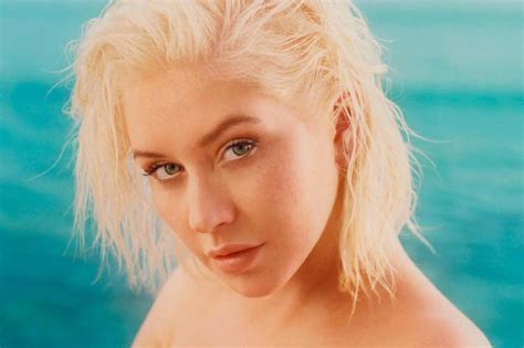 Cristina Aguilera Nude Pics