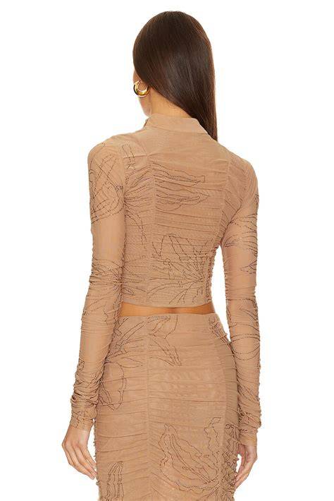 crop top nude