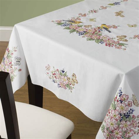 cross stitch patterns for tablecloths, embroidered tablecloths