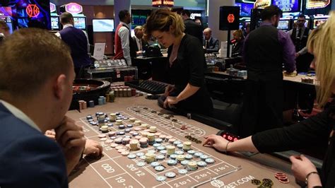 croupier casino gambling okin
