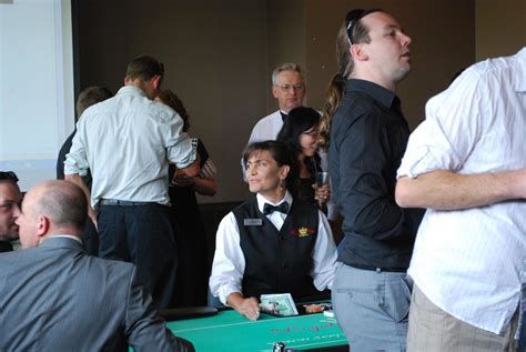 croupier casino royale ymkr canada