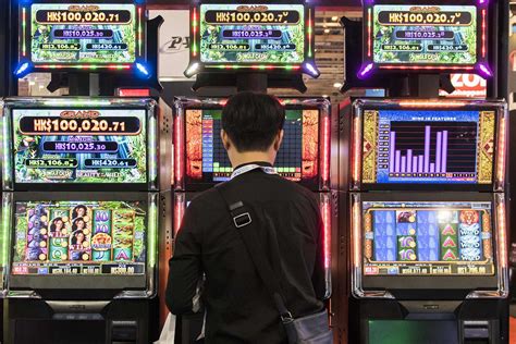 Crown  Aristocrat Face Lawsuit Over U0027deceptiveu0027 Slot Machines - Hkg Slot
