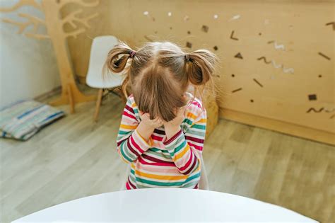 Crying At School 14 Simple Tips To Stop Kindergarten Cry - Kindergarten Cry