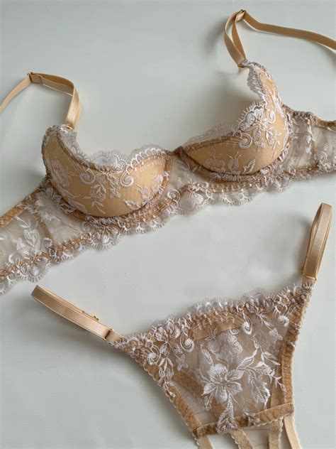 cupless bra nude