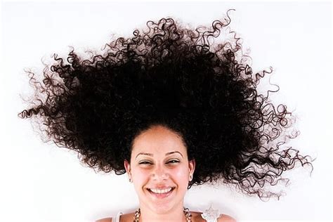 Curly Hair The Science Youbeauty Science Behind Curly Hair - Science Behind Curly Hair