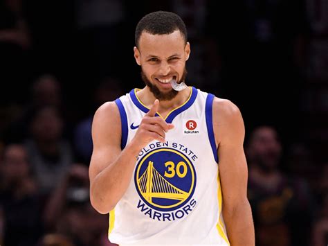 curry smiling