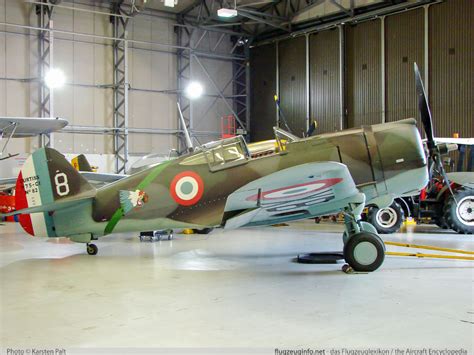 Read Online Curtiss Hawk 75 