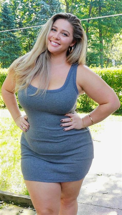 curvy tits nude
