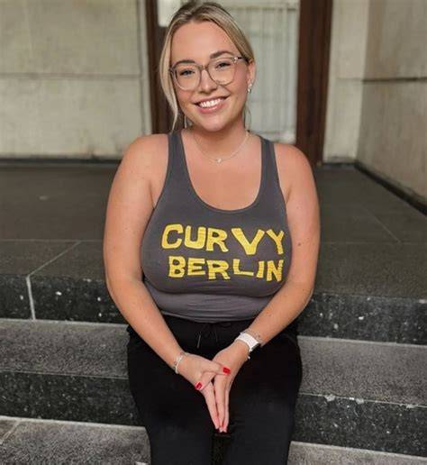 curvyy lena onlyfans