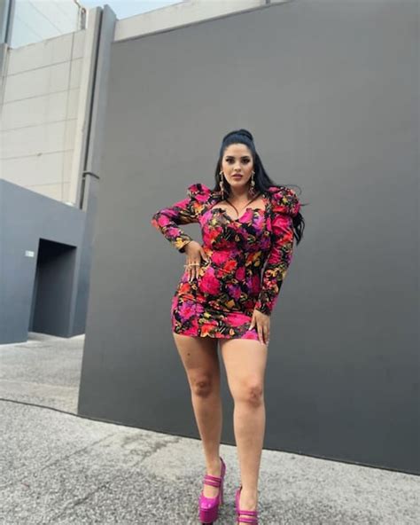 curvyzelma nude