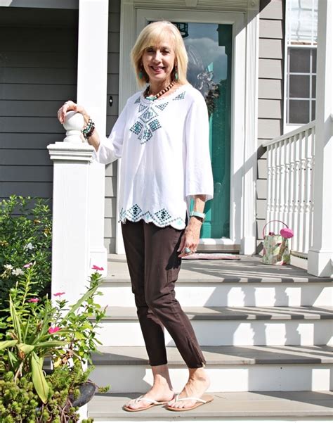 cute summer outfits for 50 year old woman