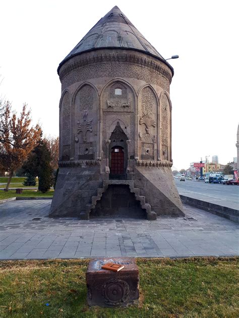 döner kümbet kayseri