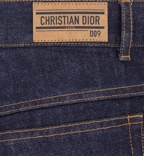 d09 | Khi D09 gm nhng mn no Nhng