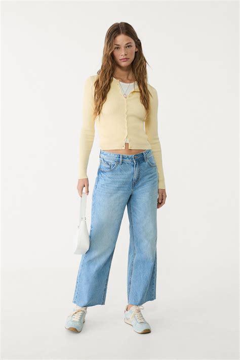 d96 | Khi D96 gm nhng mn g v