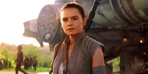 Daisy Ridley Reacts To Return As Rey In Dot To Dot Star - Dot To Dot Star