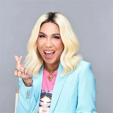 dance wiggle vice ganda biography