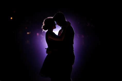 Dancing In The Dark You Between My Arms