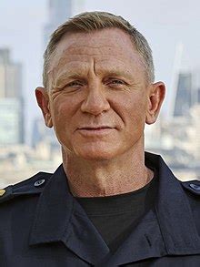 daniel craig wikipedia francais pour