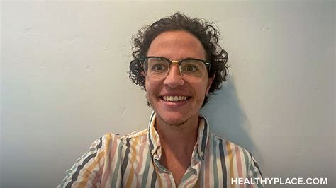 daniel lyons biography