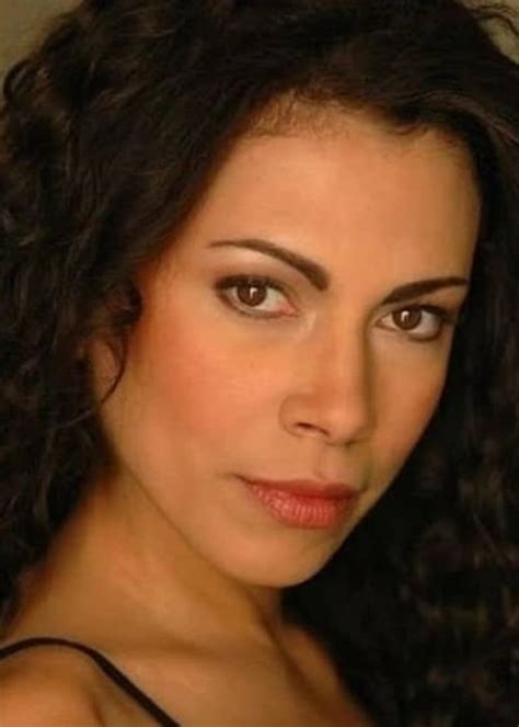 daniela lavender biography