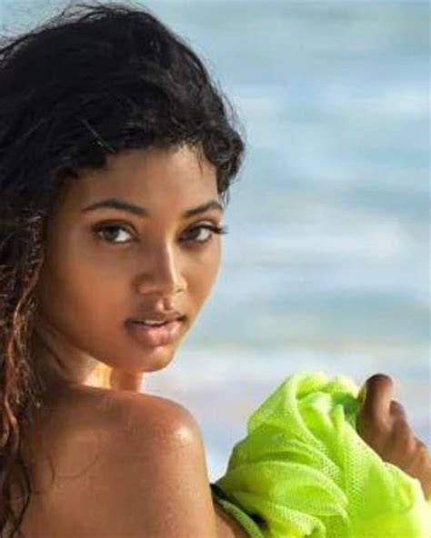 danielle herrington nude